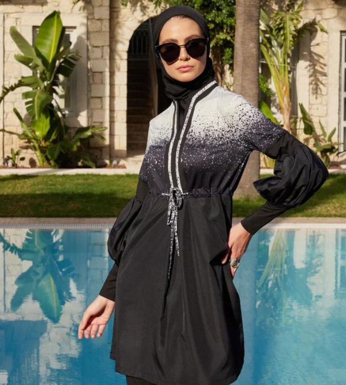  Mayovera Black and white swimwear for veiled women