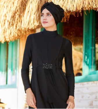 Lycra veiled swimwear with a belt design