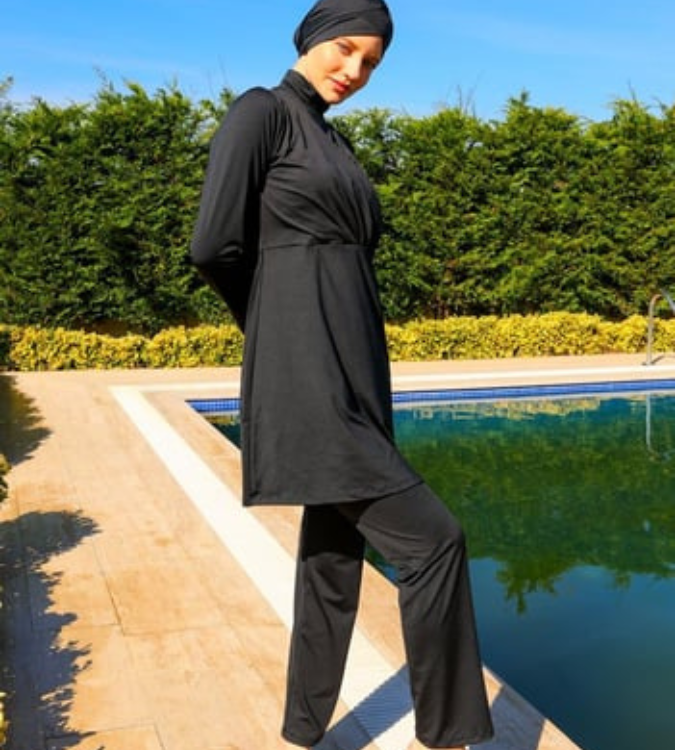 Double neck swimwear for women