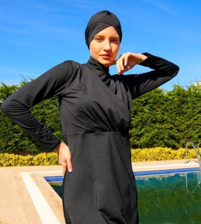 Double neck swimwear for women