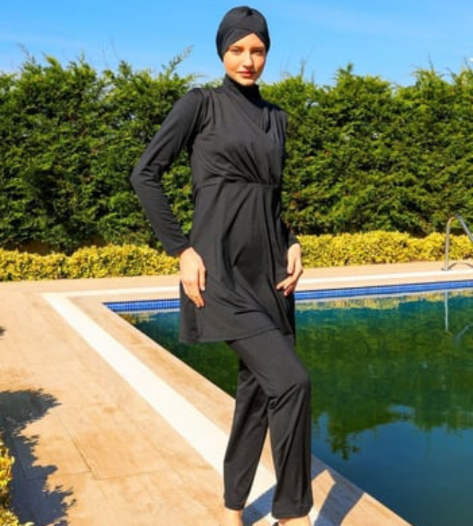 Double neck swimwear for women