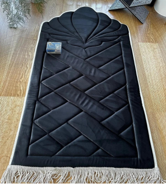 Velvet foam padded prayer rug