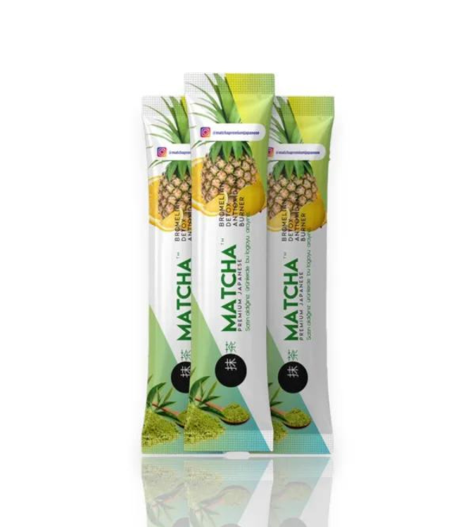 Matcha premium Japanese and bromelain tea with lemon flavour