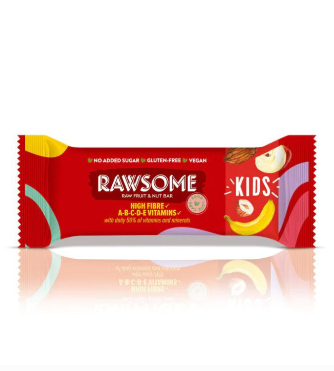 Multivitamin and mineral bars for kids with fruits