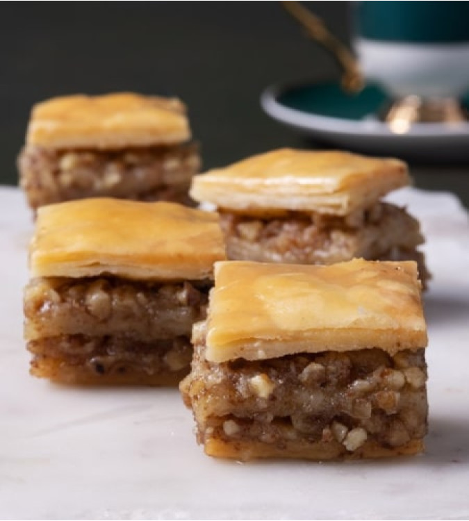Gluten free baklava with nuts from Karaköy Güllüoğlu - 1kg