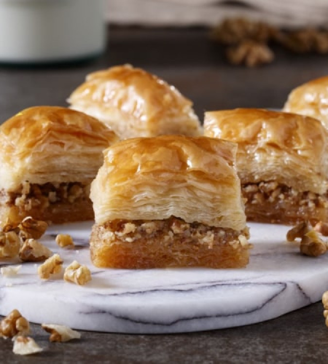 Vegan Baklava with Walnuts from Karaköy Güllüoğlu - 1kg