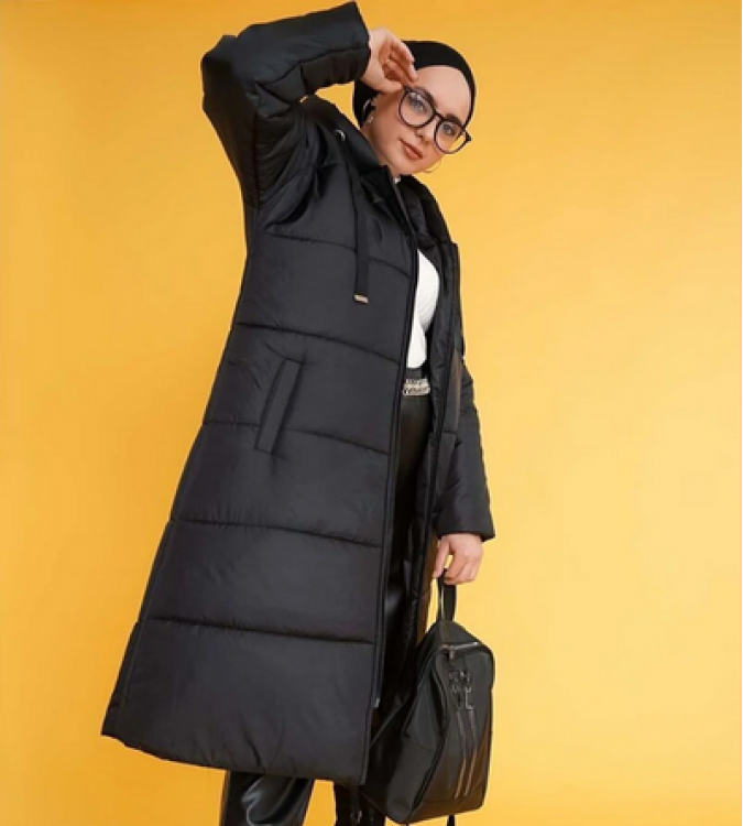 Black ًWomen's Black Puffer Coat's puffer coat