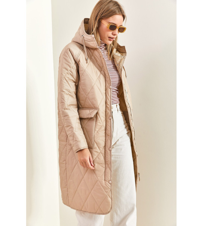 Women's zip-up coat
