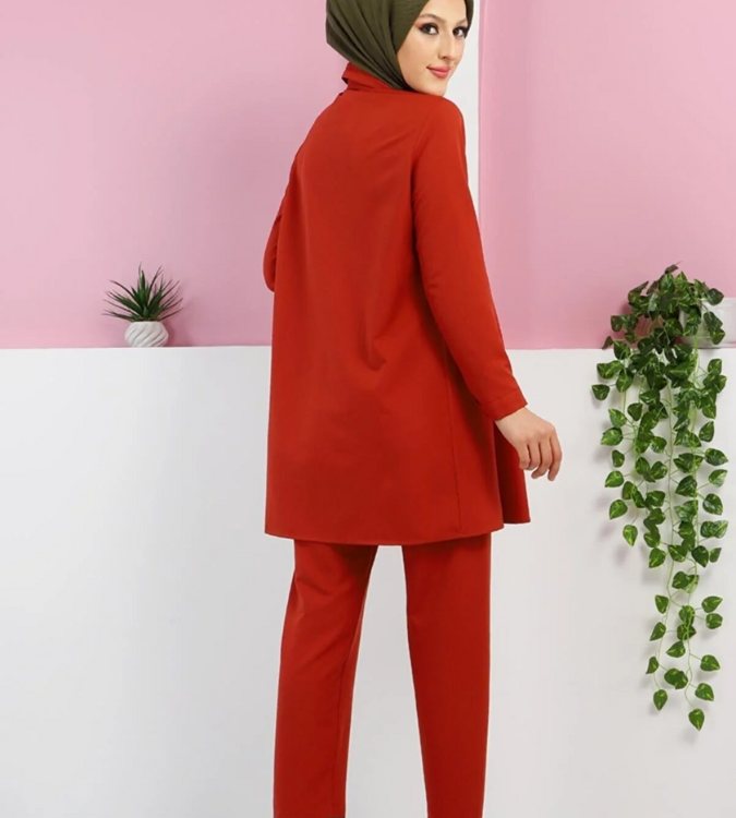 Two-piece veiled set