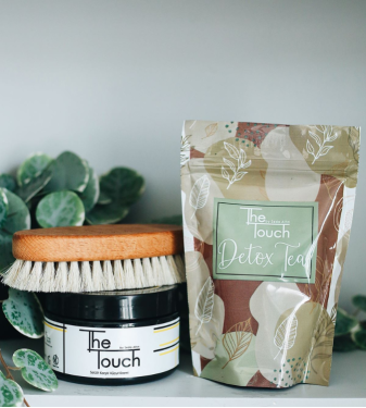 Body care set consisting of anti-cellulite cream 250 ml + horsehair brush + detox tea