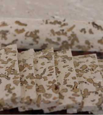 Halva walnut paste 20 × 37 gr