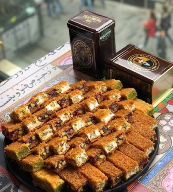 Mixed Ottoman Kadayef - Crystal Box 500 g - by Hafiz Mustafa