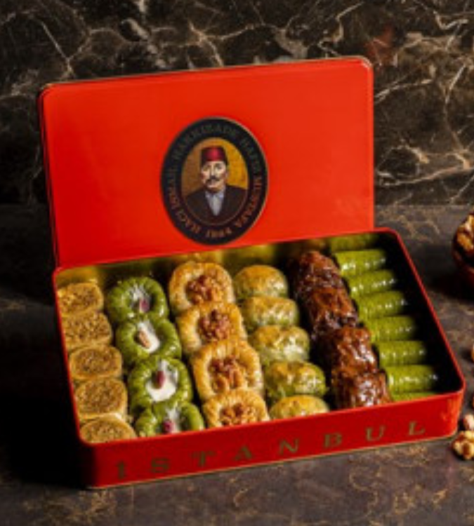 Pistachio Walnut Mixed Baklava - M Box 1.5 kg - by Hafiz Mustafa