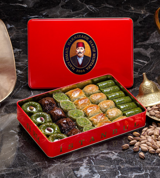 Mixed Baklava with Pistachio - M Box 1.5 kg - by Hafiz Mustafa