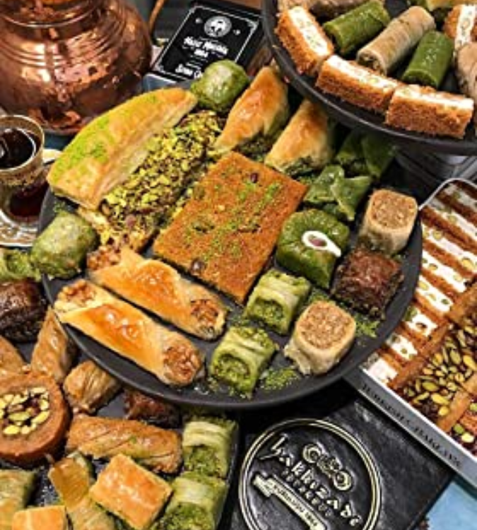 Pistachio Walnut Mixed Baklava - M Box 1.5 kg - by Hafiz Mustafa