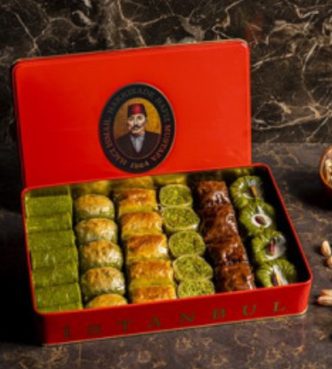 Mixed Baklava with Pistachio - M Box 1.5 kg - by Hafiz Mustafa