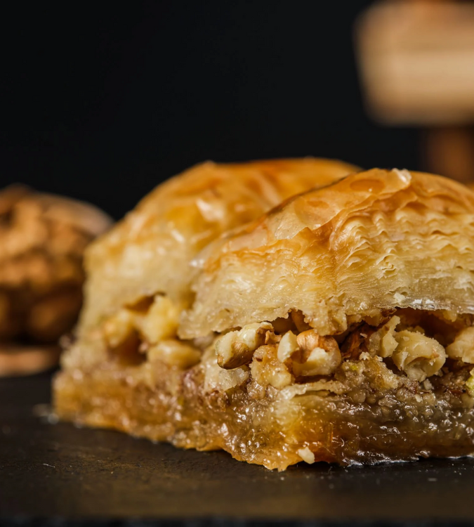 Baklava with Walnut - 1Kg Small Box - by Hafiz Mustafa