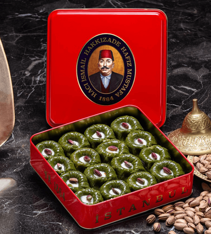 Sultan Baklava with Pistachio - A Small Box 1kg - by Hafiz Mustafa