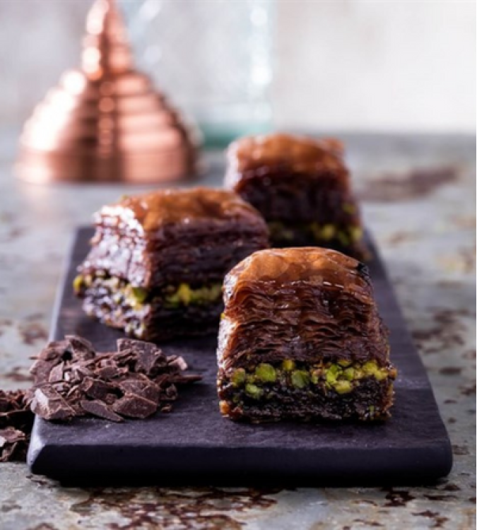 Chocolate Baklava with Pistachio - Small Box 1kg - by Hafiz Mustafa