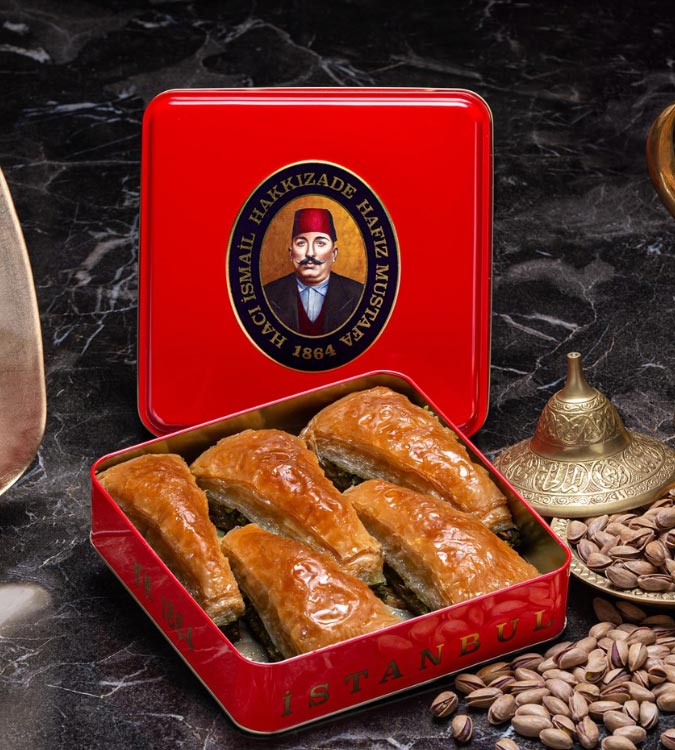 Carrot Slice Baklava - Small Box 1kg - by Hafiz Mustafa