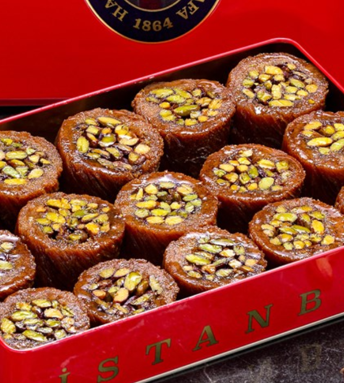 Aleppo Sweets with Pistachio - Small Box 1kg- Hafiz Mustafa