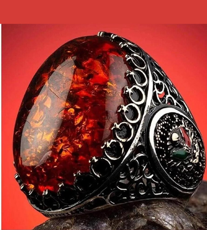 Men's 925 silver ring inlaid with amber stone