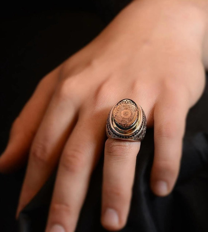 Men's 925 silver ring with an amber stone with the design of Surat Al-Inshirah